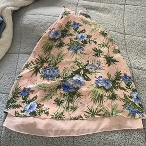 Hibiscus print flowy dress